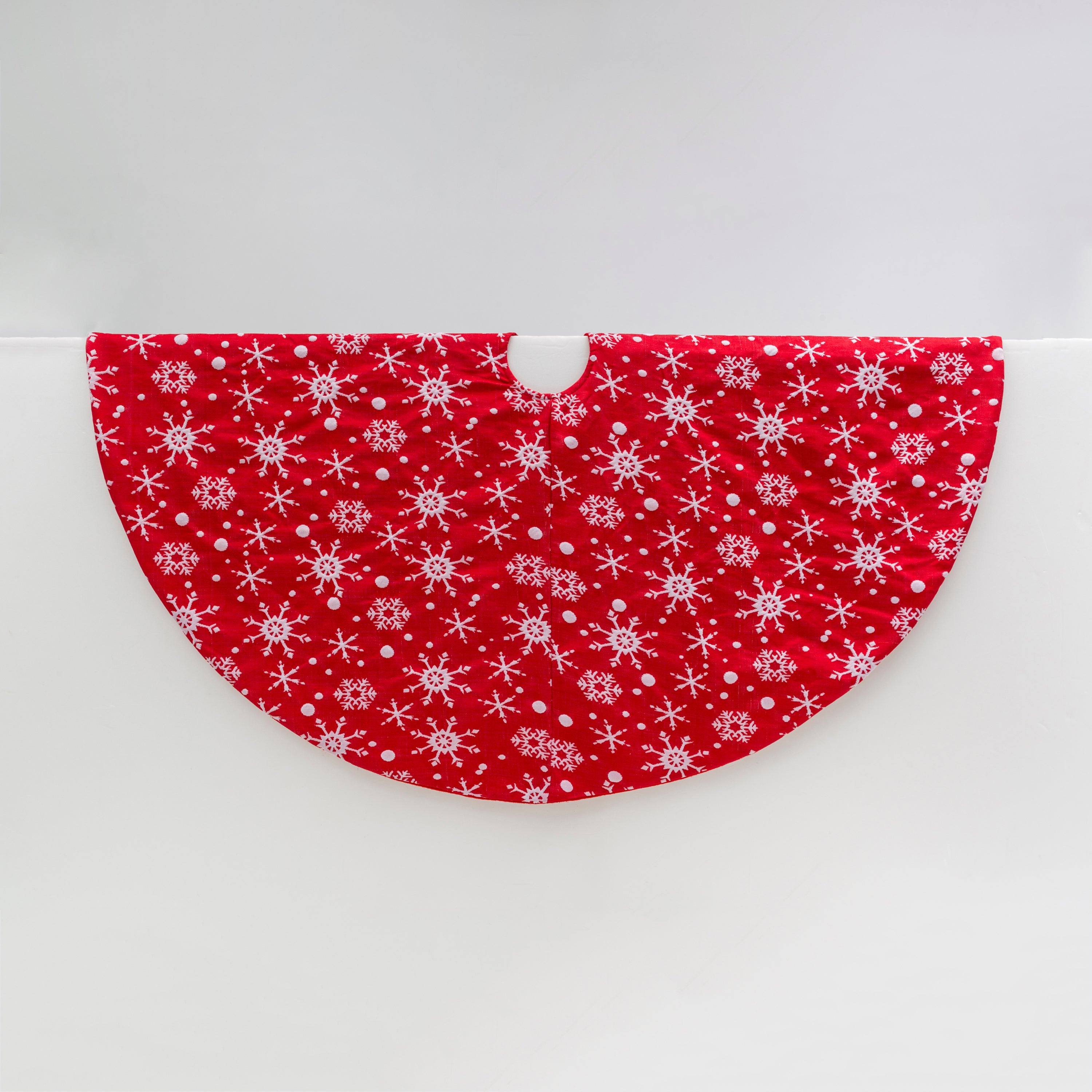 Lighted 48 in H Snowflake Tree Skirt